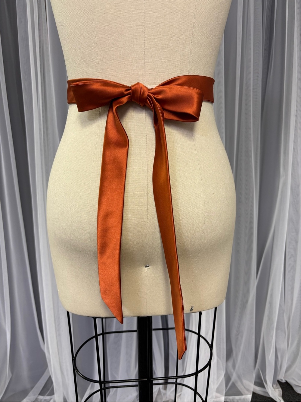 J. Crew Feather Bow Belt Accents in Black & Blue - Picture 4 of 9